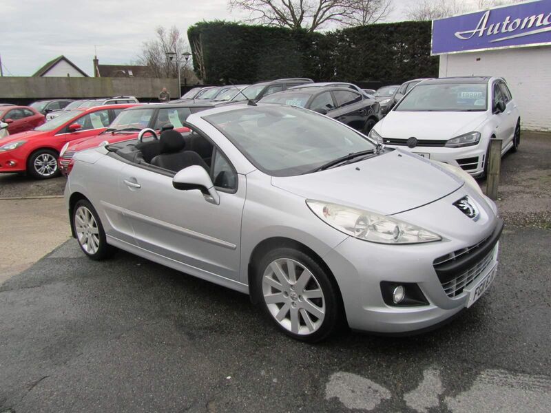 PEUGEOT 207 CC