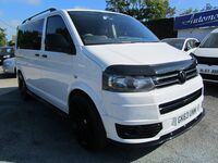 VOLKSWAGEN TRANSPORTER SHUTTLE