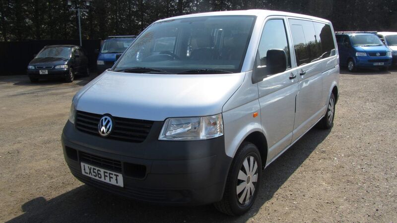 VOLKSWAGEN TRANSPORTER SHUTTLE