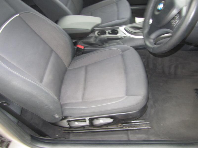 BMW 1 SERIES