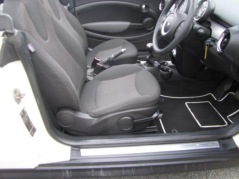 MINI CONVERTIBLE
