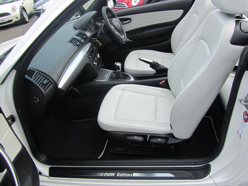 BMW 1 SERIES