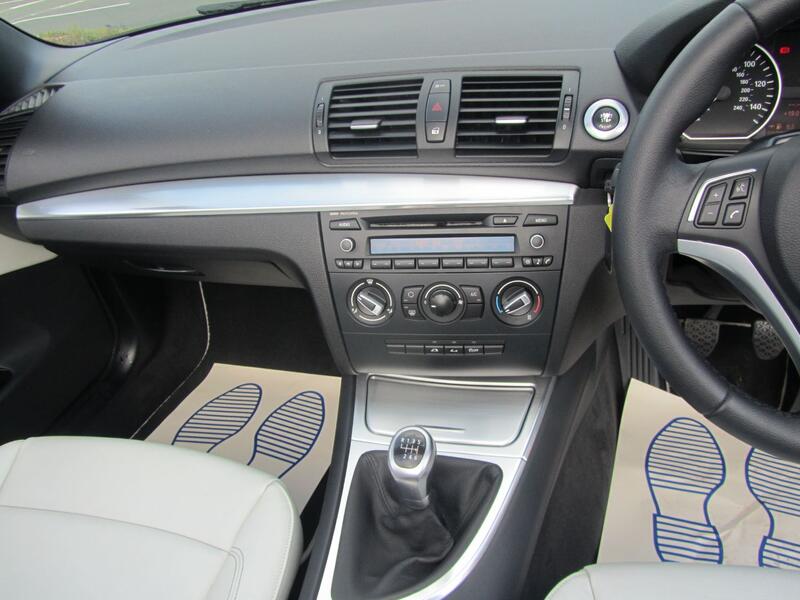 BMW 1 SERIES