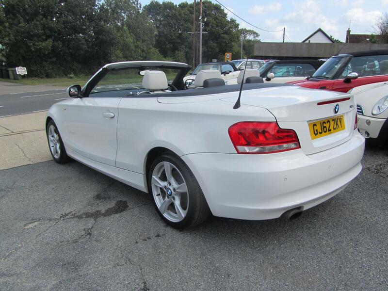 BMW 1 SERIES