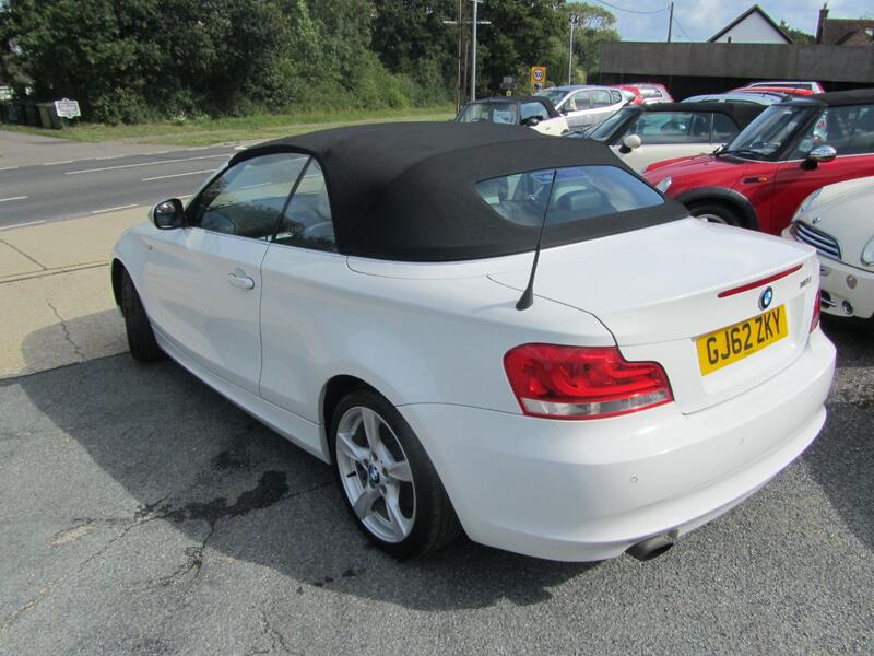 BMW 1 SERIES