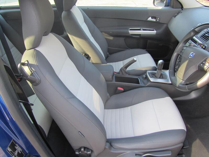 VOLVO C30