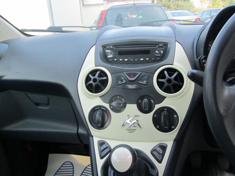 FORD KA