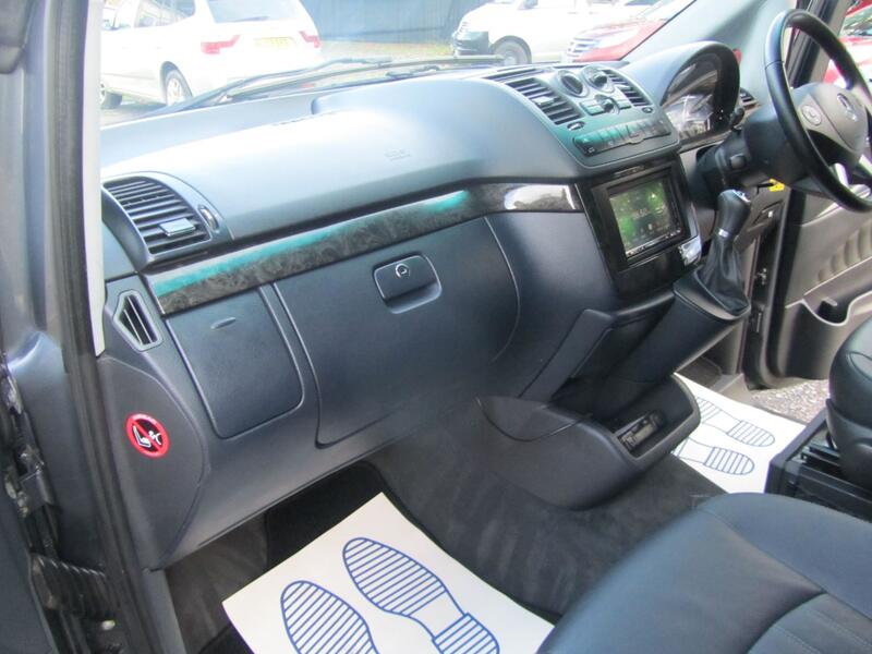 MERCEDES-BENZ VIANO