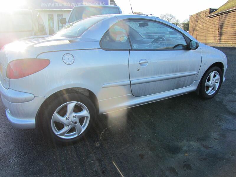 PEUGEOT 206