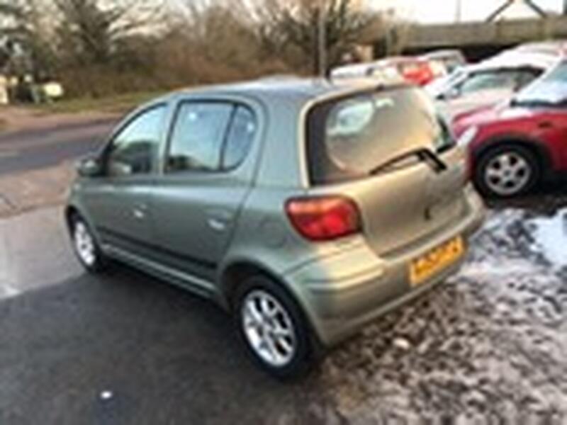 TOYOTA YARIS