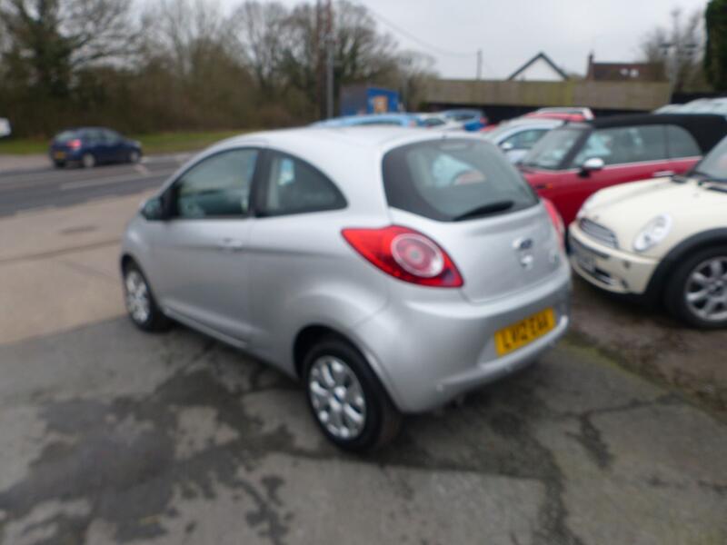 FORD KA