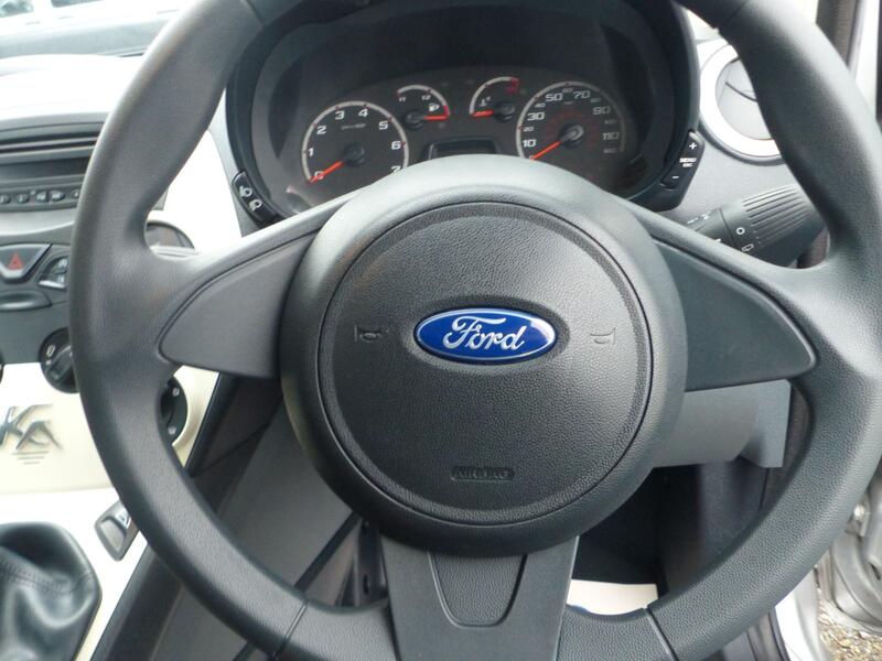 FORD KA