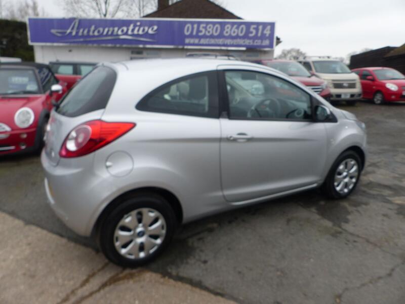 FORD KA