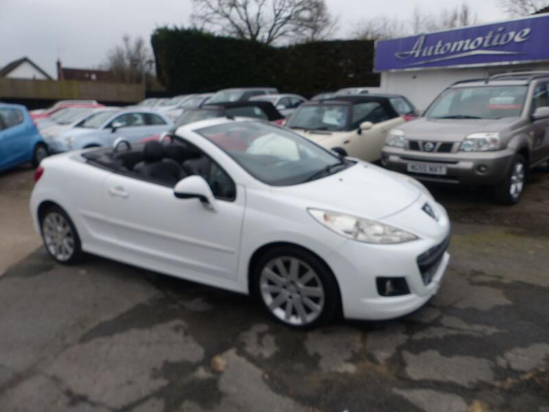 PEUGEOT 207 CC